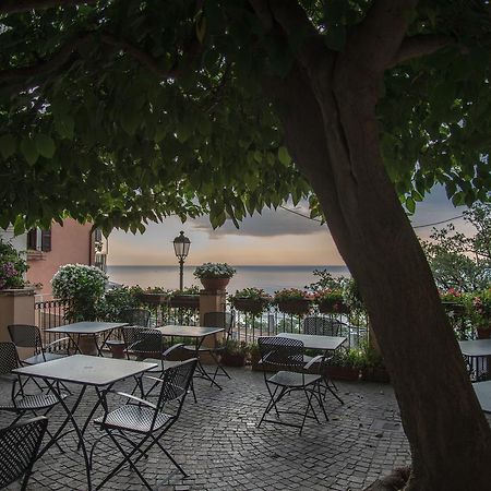 Locanda Rocco Da Francesco Sirolo Exterior foto